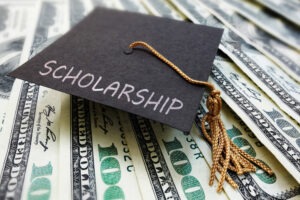 Greenberg Gross Scholarship